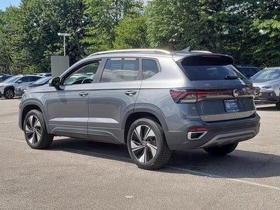 2025 Volkswagen Taos SE