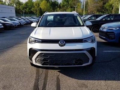 2026 Volkswagen Taos SE