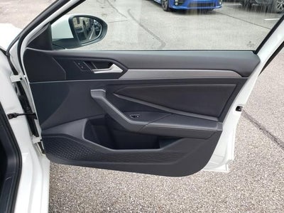 2023 Volkswagen Jetta SE
