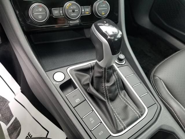 2023 Volkswagen Jetta SE