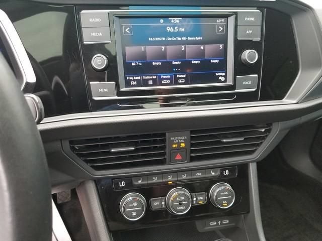 2023 Volkswagen Jetta SE