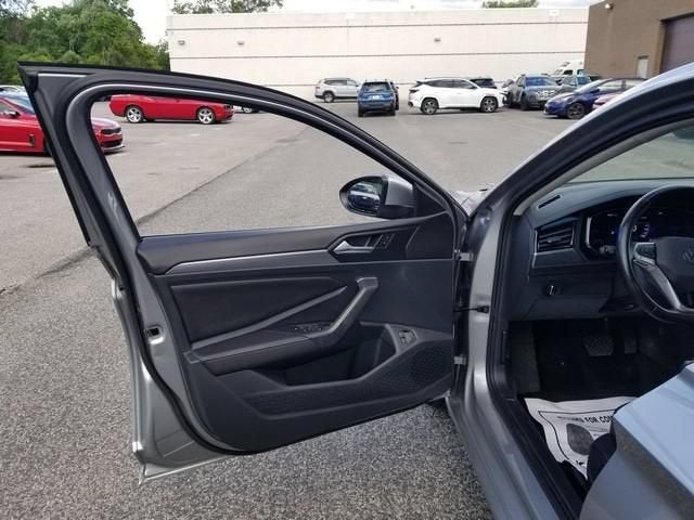2023 Volkswagen Jetta SE