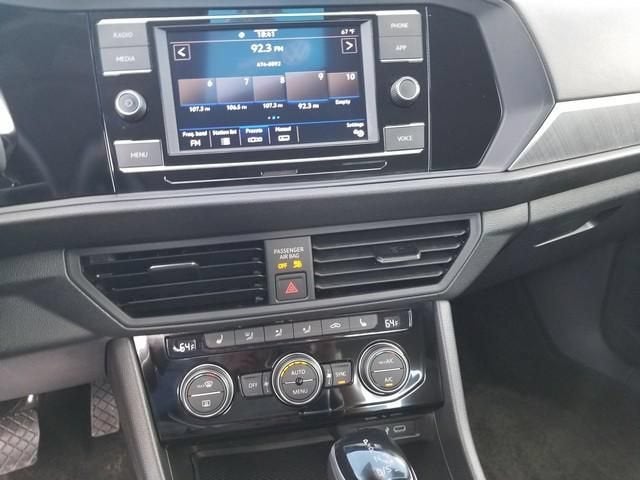 2023 Volkswagen Jetta SE
