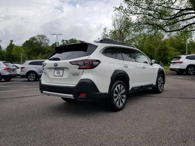 2023 Subaru Outback Touring