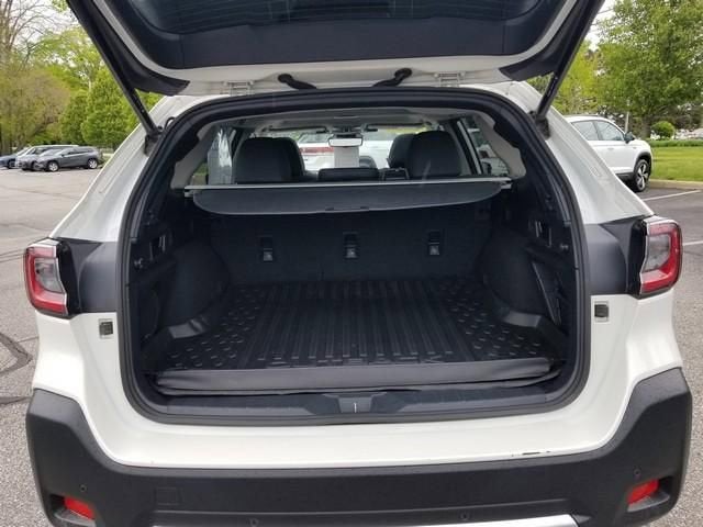 2023 Subaru Outback Touring