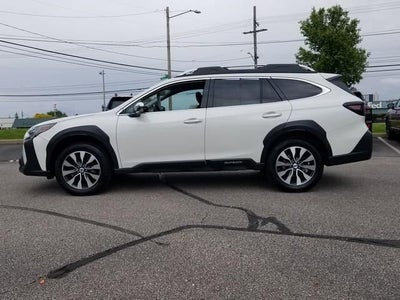 2023 Subaru Outback Touring
