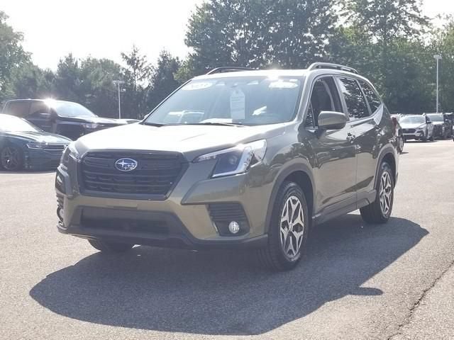 2023 Subaru Forester Premium