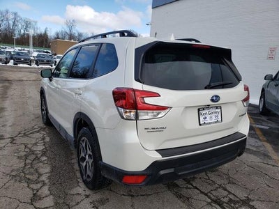 2022 Subaru Forester Premium