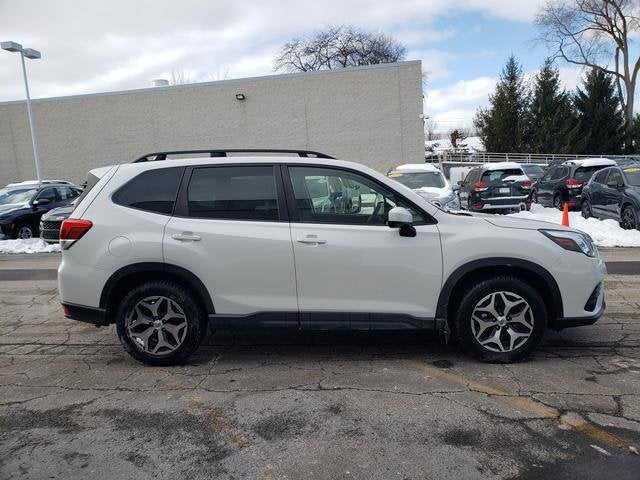 2022 Subaru Forester Premium