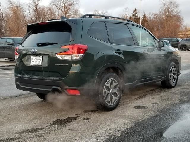 2024 Subaru Forester Premium