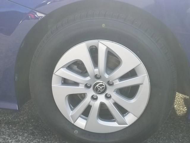 2017 Toyota Prius Two