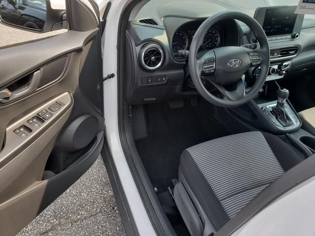2023 Hyundai Kona SE