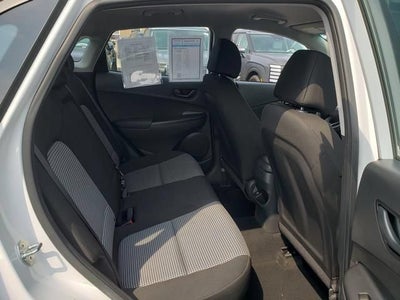 2023 Hyundai Kona SE