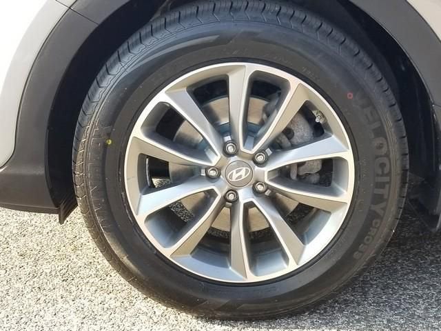 2019 Hyundai Santa Fe XL SE