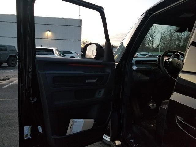 2025 Volkswagen ID. Buzz Pro S