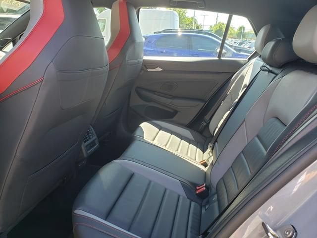 2024 Volkswagen Golf GTI SE