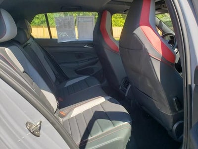 2024 Volkswagen Golf GTI SE