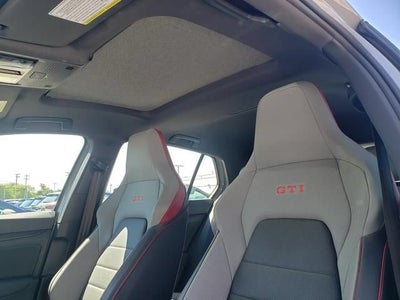 2024 Volkswagen Golf GTI SE