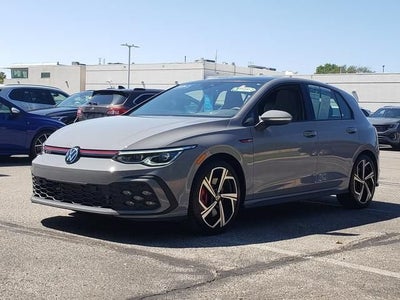 2024 Volkswagen Golf GTI SE