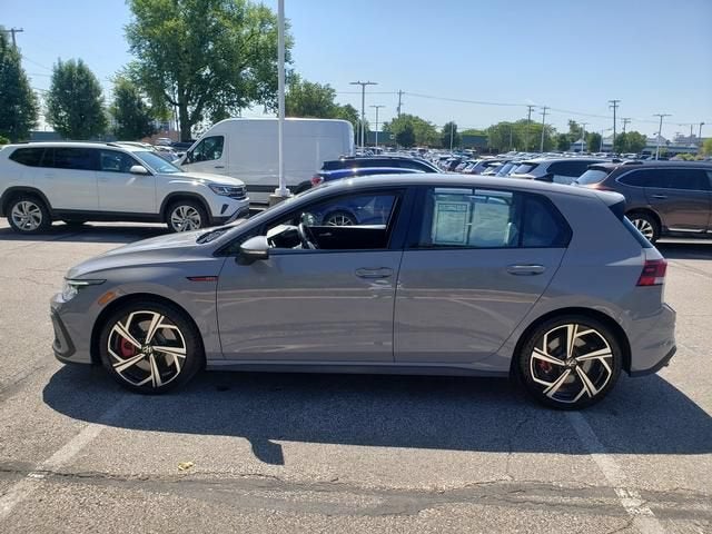 2024 Volkswagen Golf GTI SE