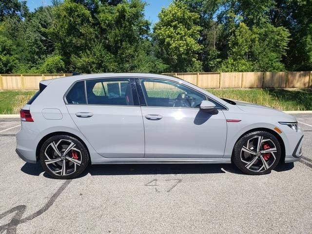 2024 Volkswagen Golf GTI SE
