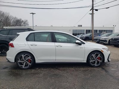 2026 Volkswagen Golf GTI SE