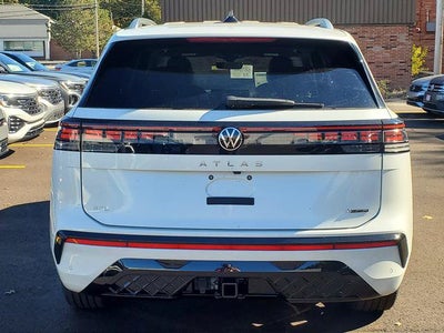 2027 Volkswagen Atlas SEL Premium R-Line