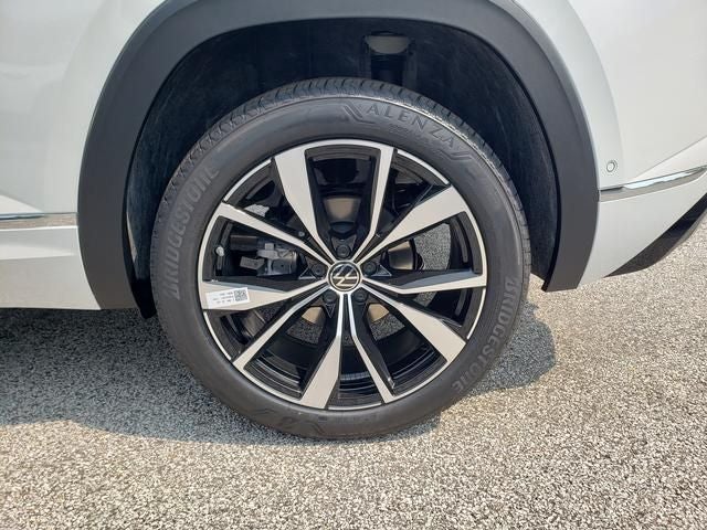 2026 Volkswagen Atlas Cross Sport SEL Premium R-Line
