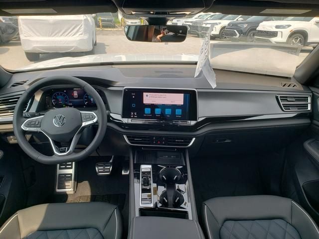 2026 Volkswagen Atlas Cross Sport SEL Premium R-Line