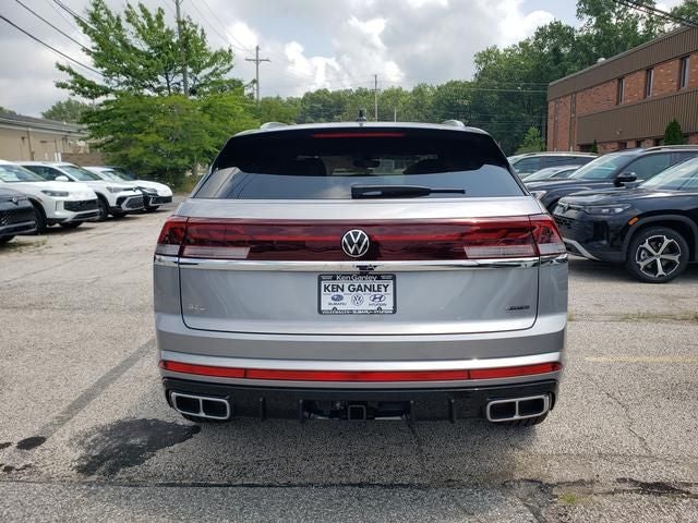 2026 Volkswagen Atlas Cross Sport SEL Premium R-Line