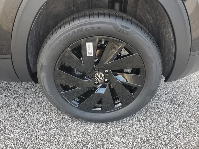 2026 Volkswagen Atlas Cross Sport SE w/Technology