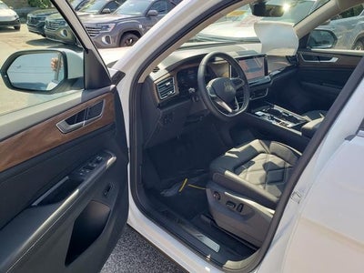 2026 Volkswagen Atlas SE w/Technology