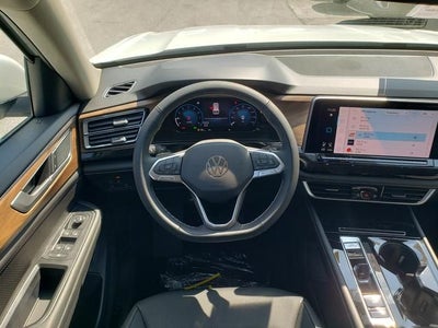 2026 Volkswagen Atlas SE w/Technology