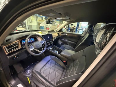 2026 Volkswagen Atlas SE w/Technology
