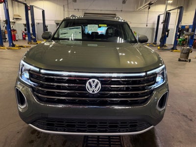 2026 Volkswagen Atlas SE w/Technology