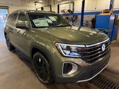 2026 Volkswagen Atlas SE w/Technology