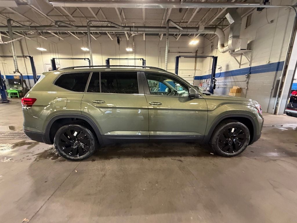 2026 Volkswagen Atlas SE w/Technology