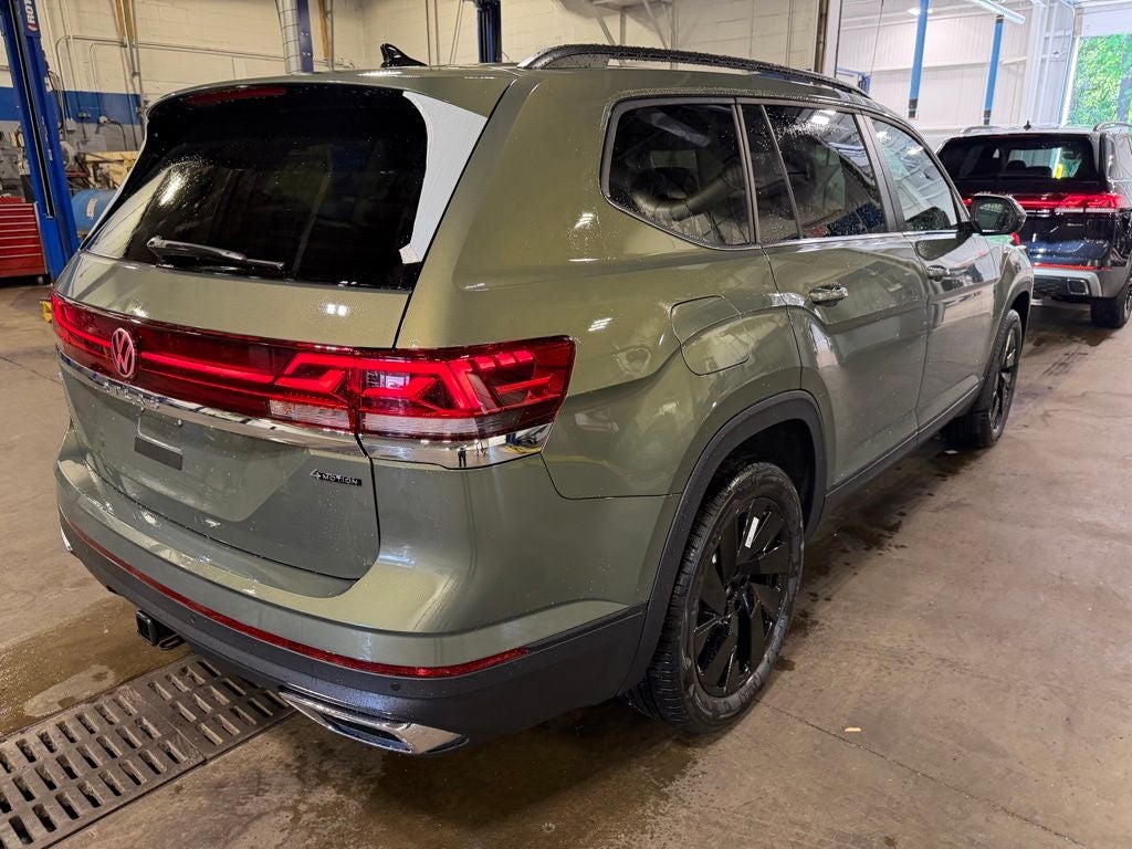 2026 Volkswagen Atlas SE w/Technology