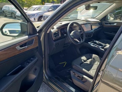 2026 Volkswagen Atlas SE w/Technology