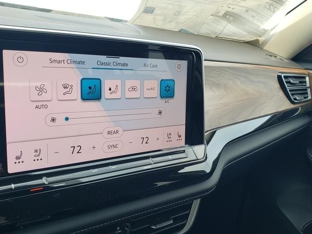 2026 Volkswagen Atlas SE w/Technology