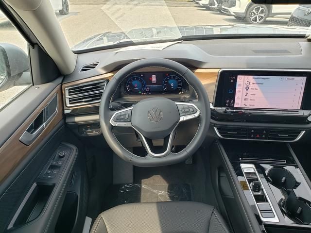 2026 Volkswagen Atlas SE w/Technology
