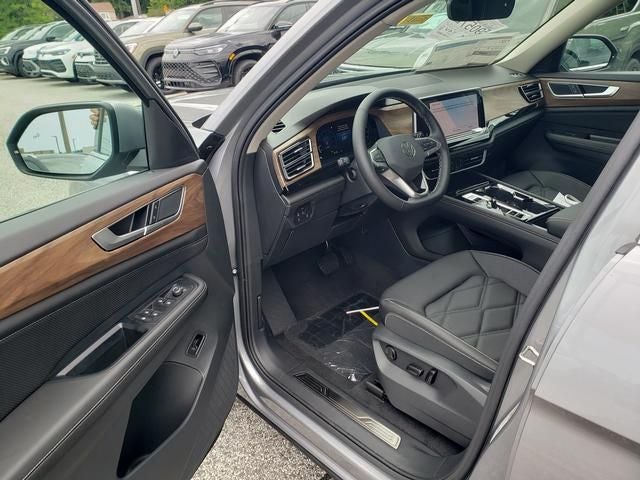 2026 Volkswagen Atlas SE w/Technology