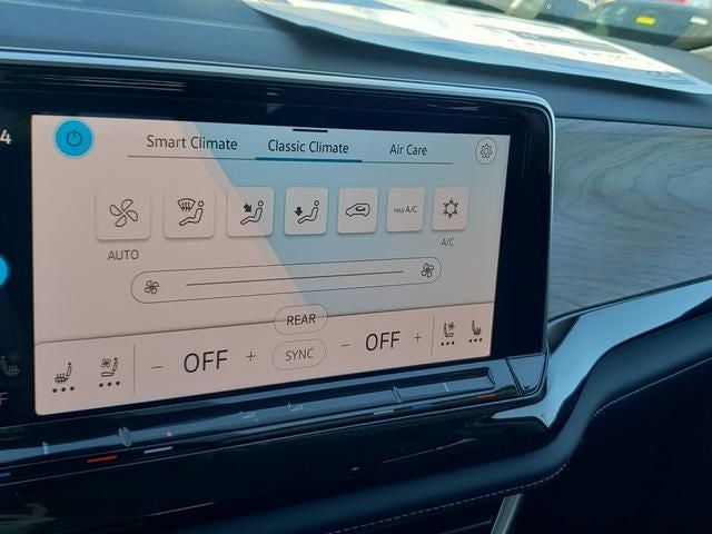 2026 Volkswagen Atlas SE w/Technology