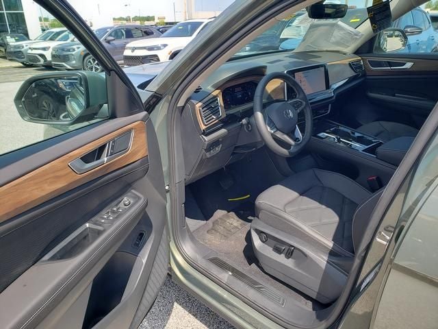 2026 Volkswagen Atlas SE w/Technology