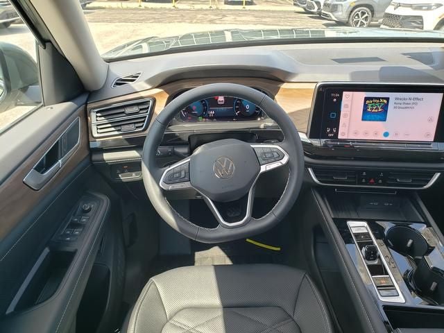 2026 Volkswagen Atlas SE w/Technology