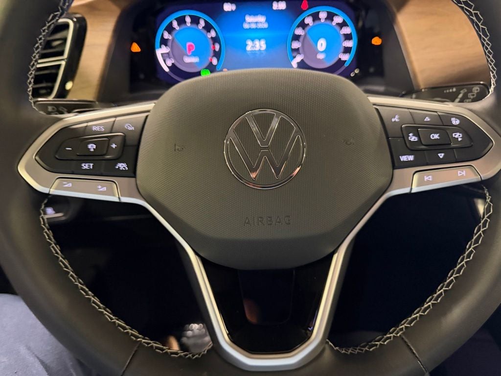 2026 Volkswagen Atlas SE w/Technology
