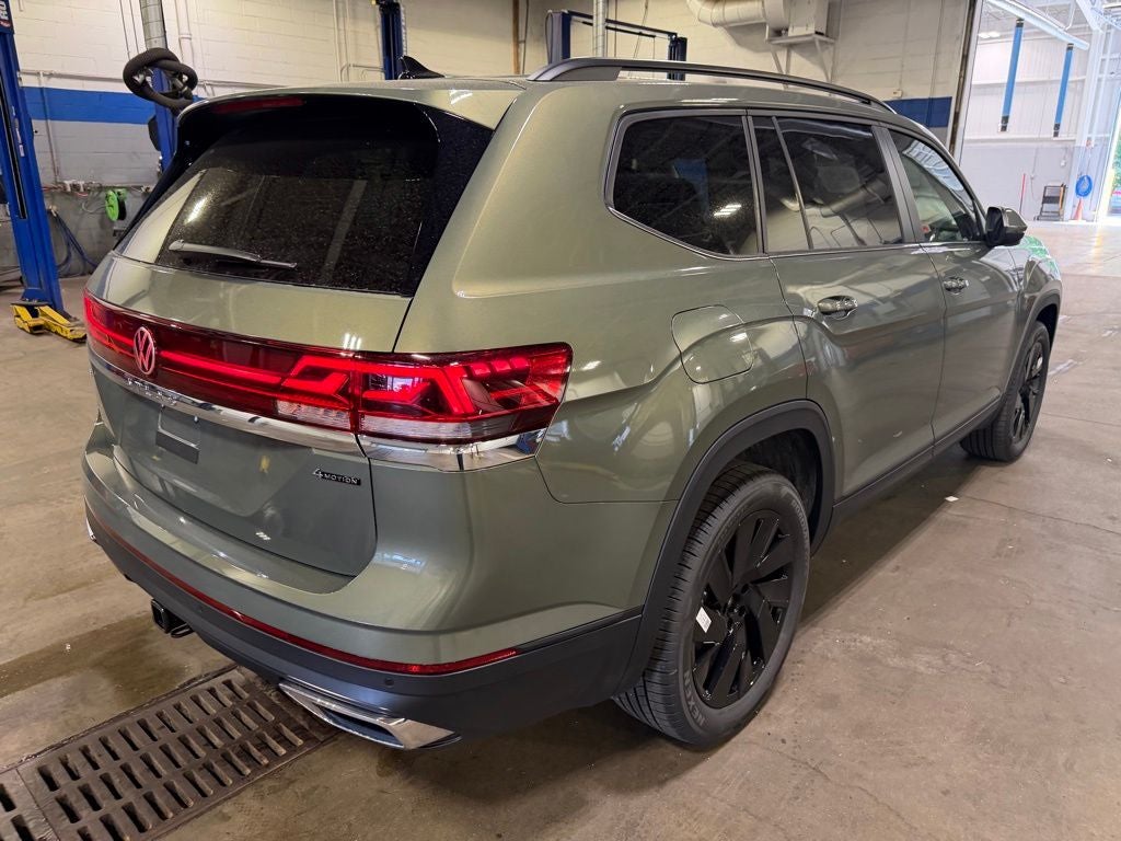 2026 Volkswagen Atlas SE w/Technology