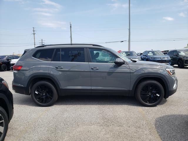 2026 Volkswagen Atlas SE w/Technology