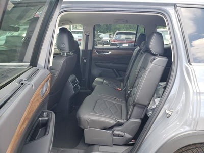 2026 Volkswagen Atlas SE w/Technology