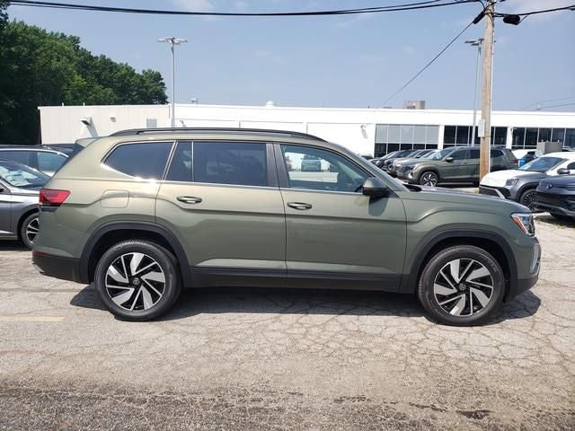 2026 Volkswagen Atlas SE w/Technology